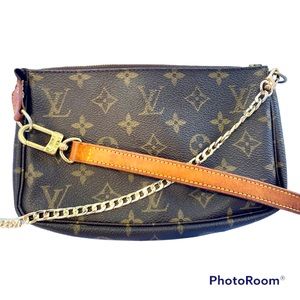 Louis Vuitton Pochette Accessoires